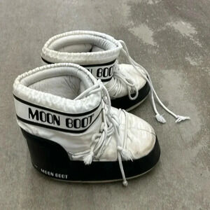 Moon  boot